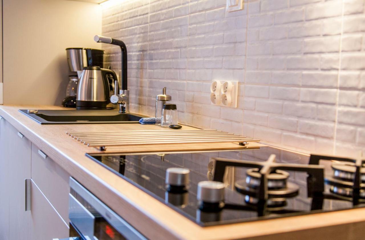 Family Luxury Comfort Old Town Apartament, 1-8, 2 Sypialnie I Salon, Parking W Cenie Gdansk Exterior photo